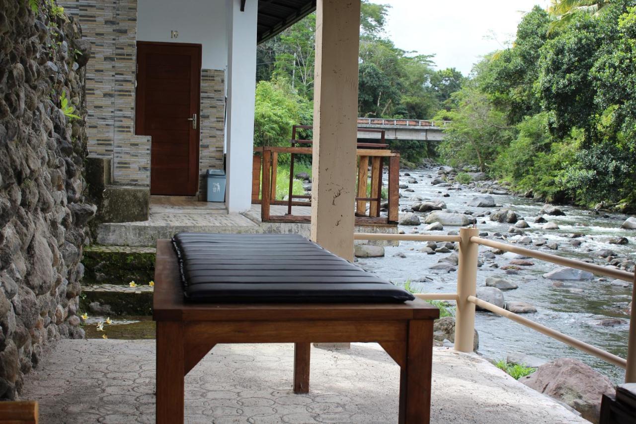 סיידמן Pondok Tepi Sungai מראה חיצוני תמונה