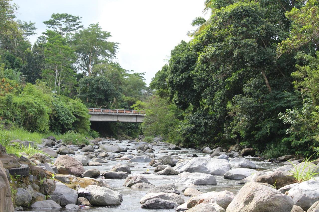 סיידמן Pondok Tepi Sungai מראה חיצוני תמונה